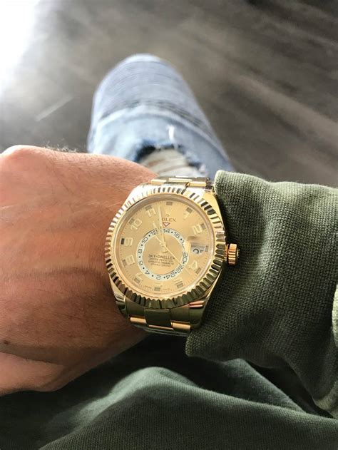 rolex sky-dweller stahl gold|rolex gold sky dweller price.